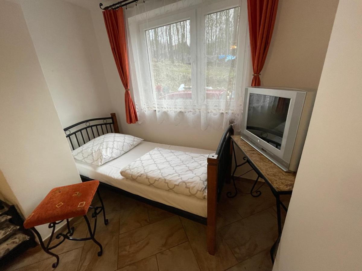 Chata Korenny Vrch Pezinska Baba Pezinok Dış mekan fotoğraf